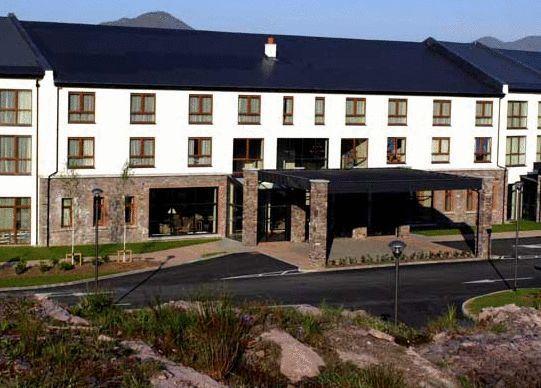 Golden'S Cove Apartments At Sneem Hotel Bagian luar foto